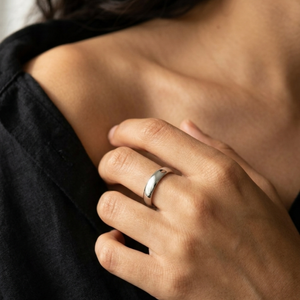 Simple Band Ring Silver I Stackable Plain Silver ring I Safana Jewellery I Minimalist Jewellery
