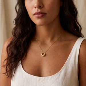 Circle Charm Necklace I Dainty Circle Necklace I Safana Jewellery I Bridesmaids gift jewellery I Gold necklace