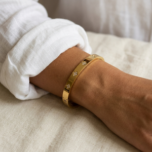 Diamond Clover Bangle Gold I Waterproof Stacking Bangle I Safana Jewellery