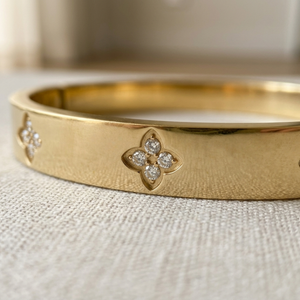 Diamond Clover Bangle Gold I Waterproof Stacking Bangle I Safana Jewellery