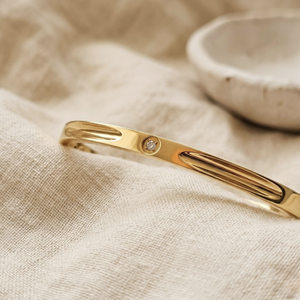 Diamond Bangle Gold
