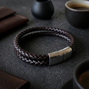 Leather Clasp Bracelet Brown