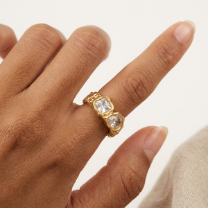 Multi Stone Hammered Ring I Non Tarnish Layering Jewellery I Waterproof Gold Jewellery I Statement Crystal Diamond Ring