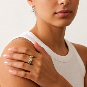 Multi Stone Hammered Ring I Non Tarnish Layering Jewellery I Waterproof Gold Jewellery I Statement Crystal Diamond Ring