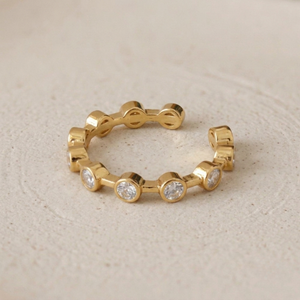 Diamond Bezel Ring I Minimalist Gold Stacking Ring I Safana Jewellery I Diamond Station Ring Gold