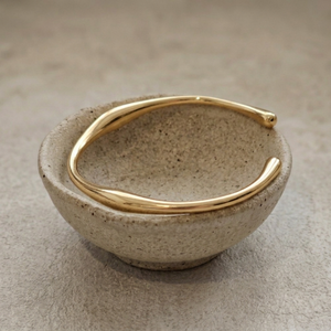 Organically Shaped Bangle Gold I Non Tarnish Waterproof Jewellery I Minimalist Jewellery