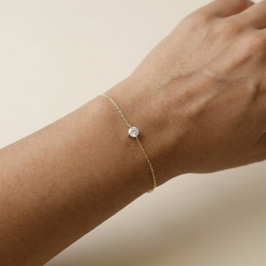 Solitaire Diamond Bracelet Gold I Dainty Diamond Bracelet I Safana Jewellery