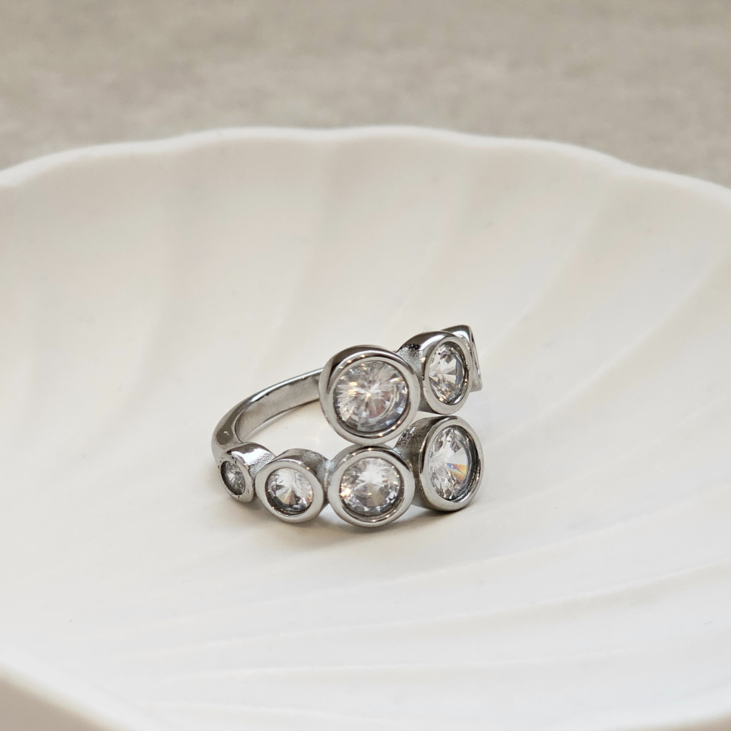 Solitaire Diamond Crossover Ring Silver | Waterproof Jewellery