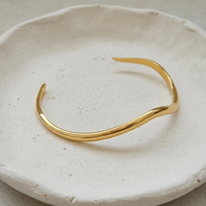 Thin Wave Bangle Gold | Waterproof Non Tarnish Jewellery I Layering Jewellery
