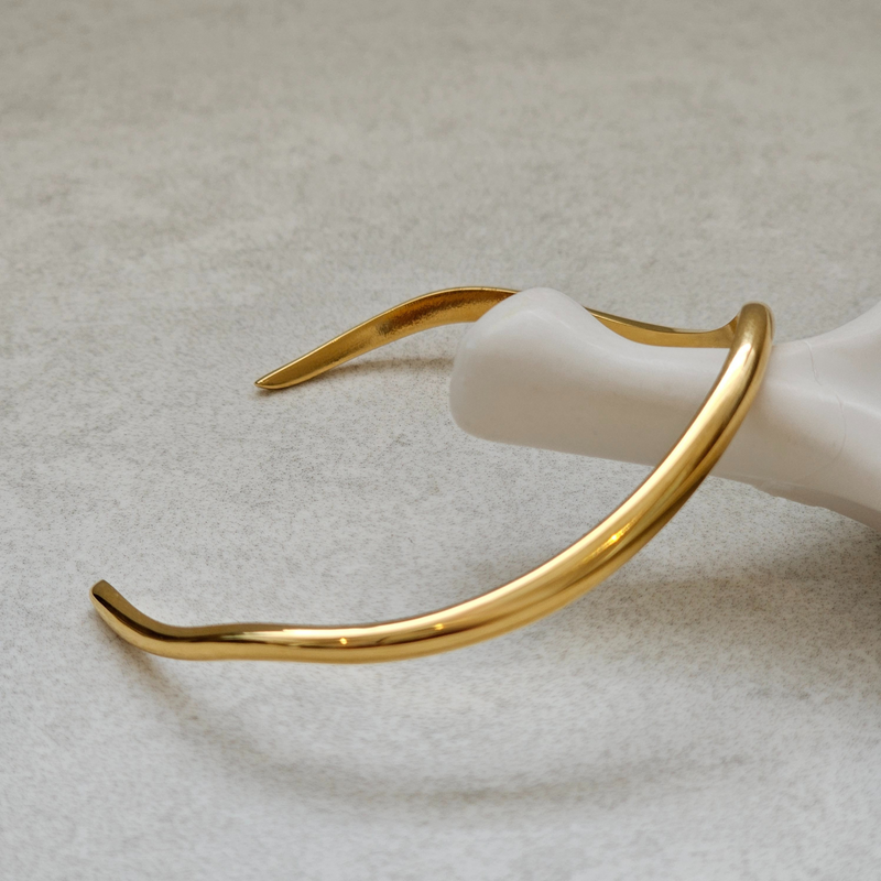 Thin Wave Bangle Gold | Waterproof Non Tarnish Jewellery