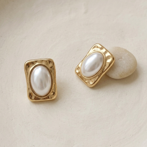 Vintage Pearl Earrings | Gold Pearl Studs | Waterproof Jewellery I Minimalist Jewellery