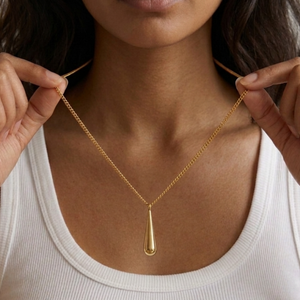 Waterdrop Necklace Gold I Non Tarnish Jewellery I Safana Jewellery