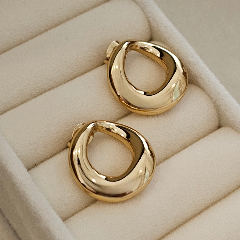 Geometric Circle Stud Earrings