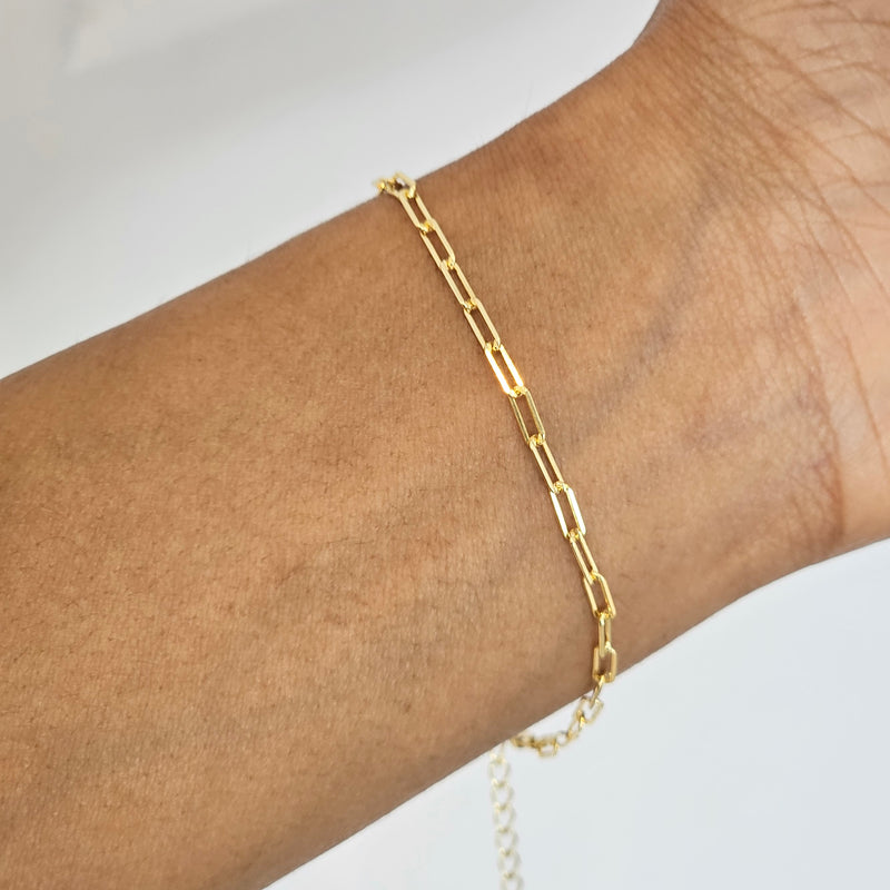 dainty gold paperclip link chain bracelet