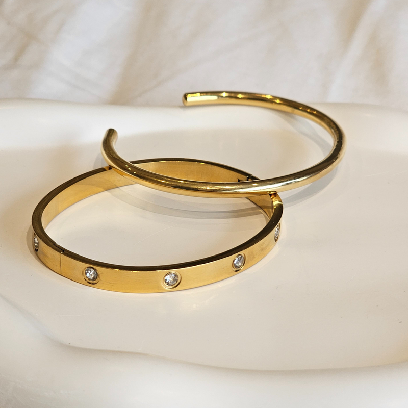 Solitaire Diamond Cuff Bangle