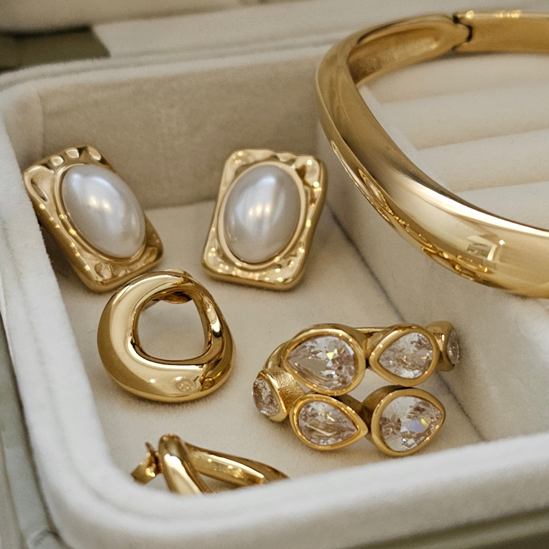 Vintage Pearl Earrings