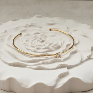 Dainty Solitaire Bangle I Waterproof Non Tarnish Jewellery