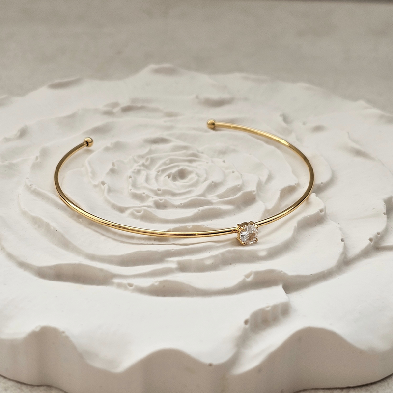 Dainty Solitaire Bangle I Waterproof Non Tarnish Jewellery