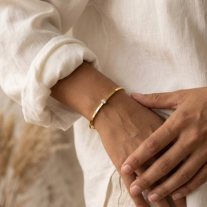 Solitaire Diamond Bangle gold I Waterproof Stacking Bangle I Safana Jewellery I Bridesmaids gift, Bridal bangle