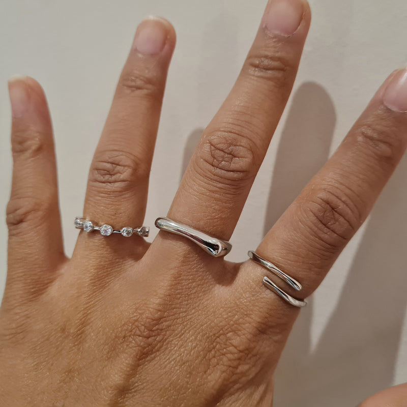 Silver crossover ring, stacking minimalist silver ring