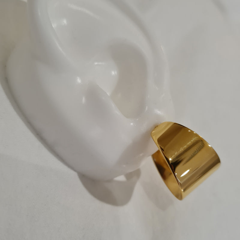 thick gold half moon hoops, chunky gold hoop earrings, tarnish free earring